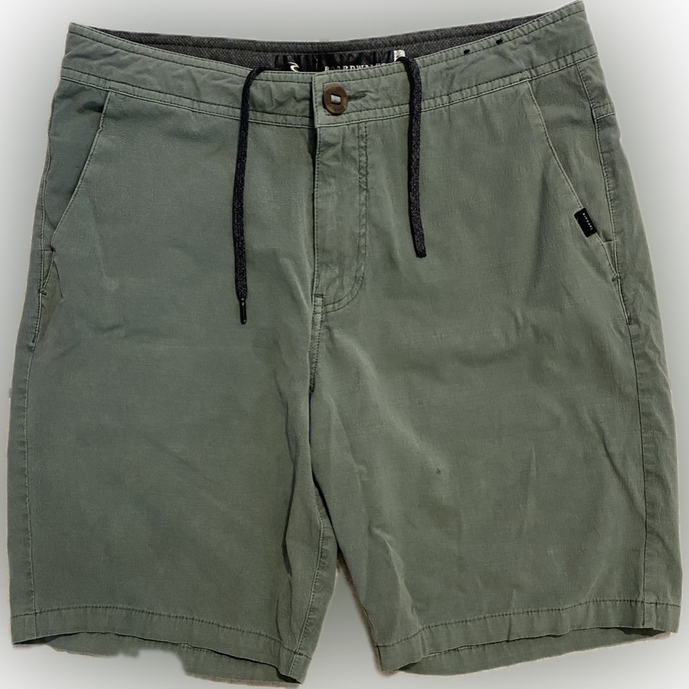 Rip Curl Mirage hybrid shorts, size 29, color green